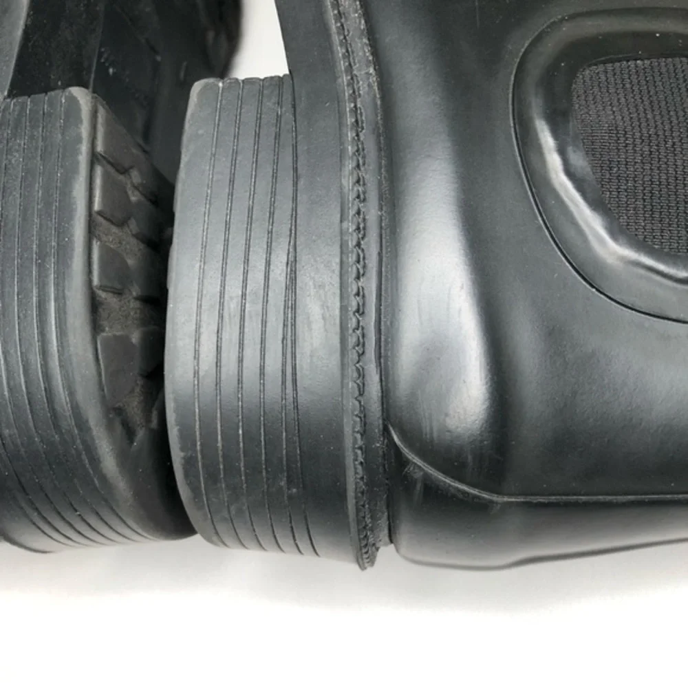 Madewell The Chelsea Rain Boots Matte Black Rubber Ankle Womens Size 6 E2292